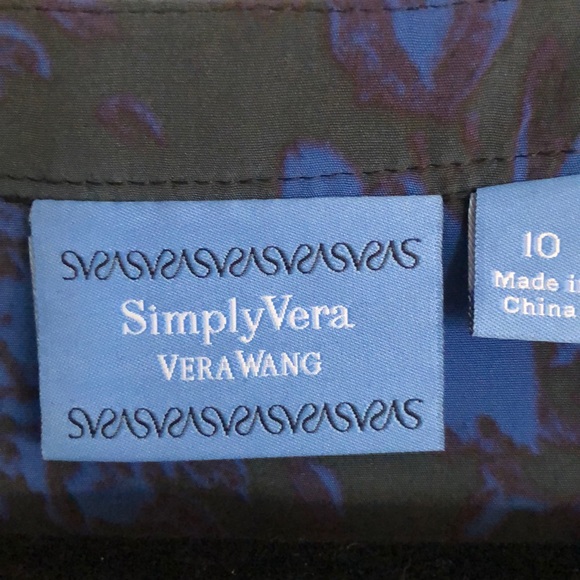 Simply Vera Dress - Picture 4 of 7